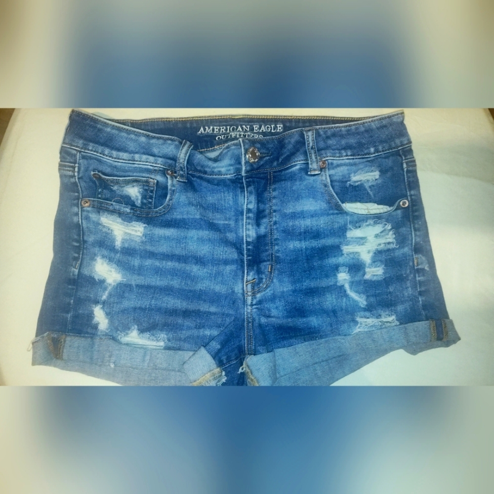 ***SOLD**** 🦅 American Eagle Outfitters Shorts